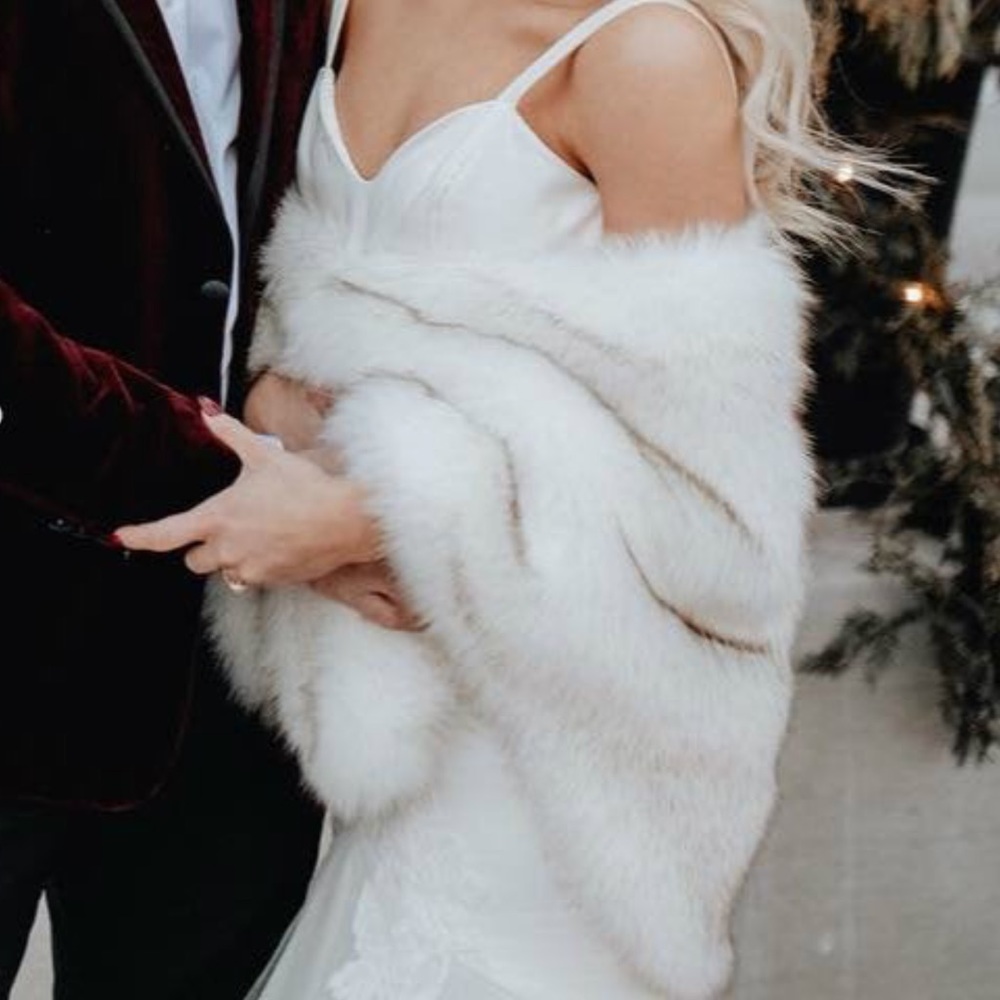 Faux Fur Wedding Wrap